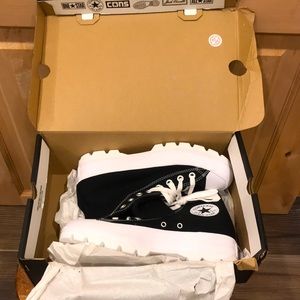 Converse Lugged Sole High-tops Size 8.5